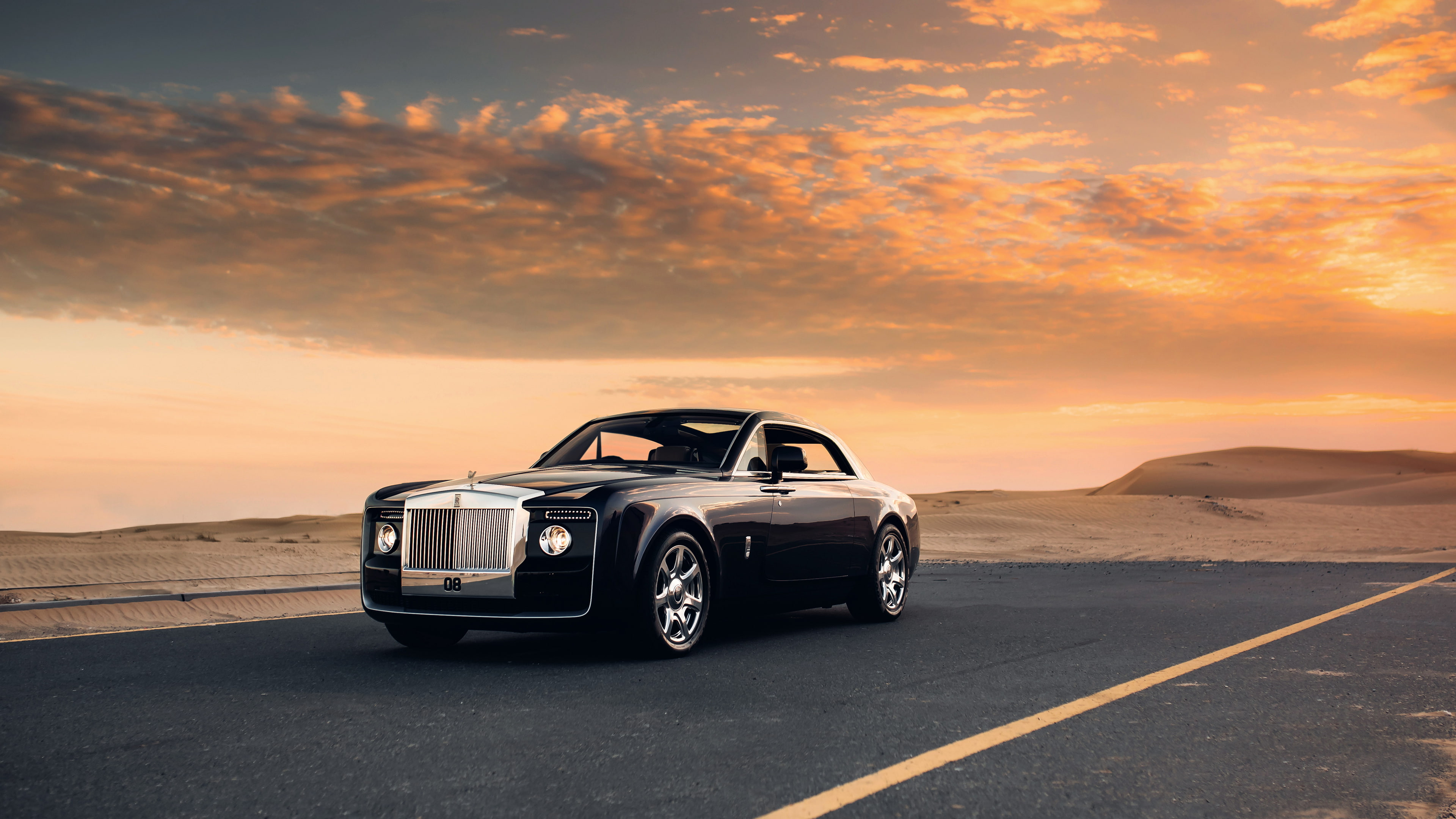 RollsRoyce unveils oneoff Sweptail  carsalescomau